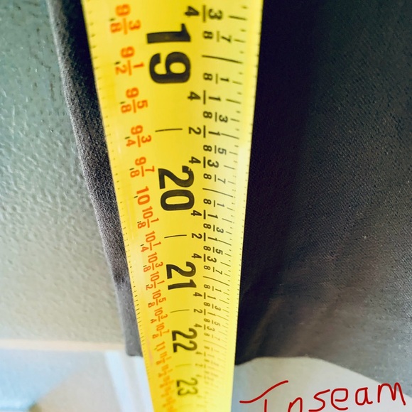 Alfani Women's Dark Blue Capris tummy control design - Picture 9 of 11